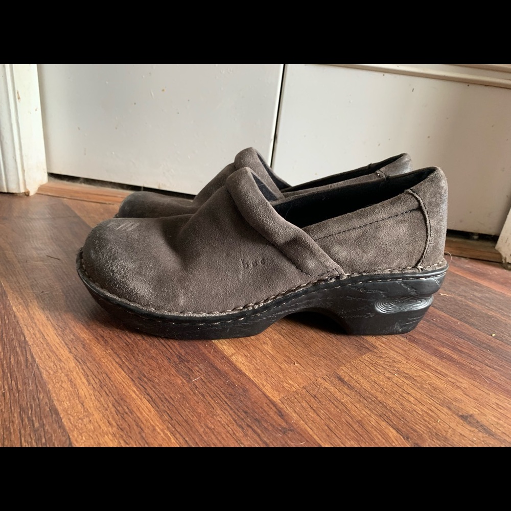 boc Grey Suede Clogs